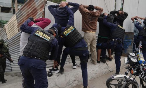 Presidente de Guatemala decreta Estado de prevención e instala plan operativo para seguridad