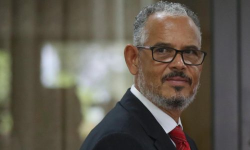 Consejo presidencial de Haití renuncia tras casi dos años en el poder