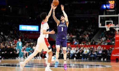 LaMelo Ball anota 10 triples y 37 puntos en paliza de Hornets ante Wizards