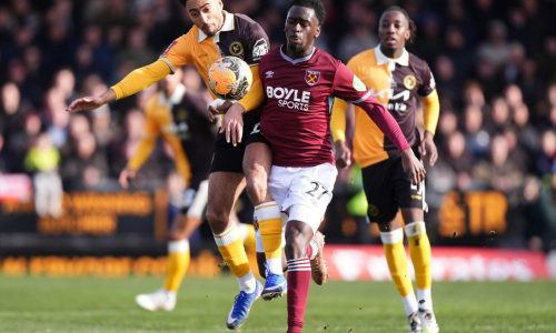 West Ham sobrevive a un susto ante el Burton de 3ra división en la Copa FA