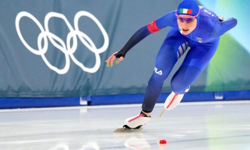 Italianos ganan medallas en un exitoso 1er día como anfitriones en los Juegos Olímpicos de Invierno