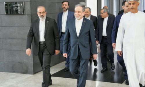 EEUU e Irán dialogarán en Ginebra sobre el programa nuclear iraní, informa Suiza