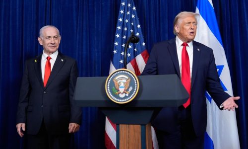 Netanyahu, antes de viaje a Washington, pide a Trump exigir más a Irán