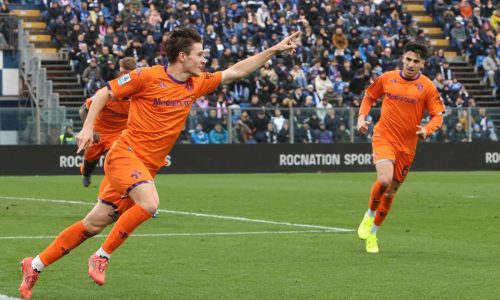 La clasificación del Como a la Liga de Campeones se resiente tras perder 2-1 ante Fiorentina