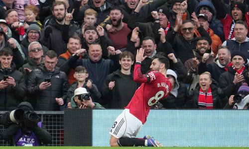 Man United gana de nuevo y suma cuatro victorias seguidas con el nuevo técnico Michael Carrick