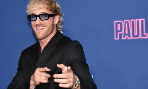 Logan Paul subasta su carta Pokémon Pikachu Illustrator en un récord de $16,5 millones