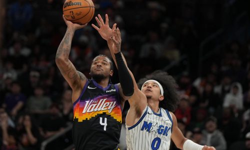 Green se repone con triple justo antes de la bocina; Suns vencen a Magic 113-110 en 2 prórrogas