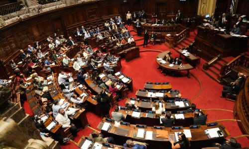 Uruguay se convierte en el primer país sudamericano en ratificar el acuerdo comercial UE-Mercosur