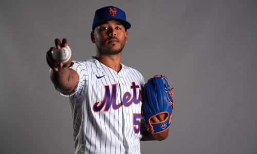Mets: Freddy Peralta será el abridor del día inaugural ante los Piratas