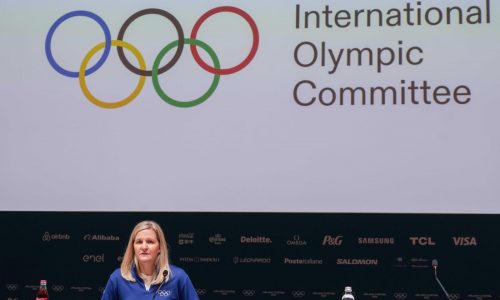 Archivos de ICE y Epstein son distracciones “tristes” para los Olímpicos, dice Coventry