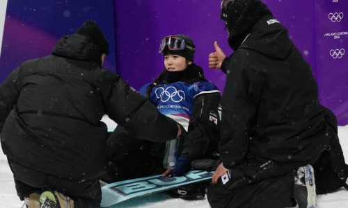 Chloe Kim se queda sin el triplete de oro en el halfpipe femenino