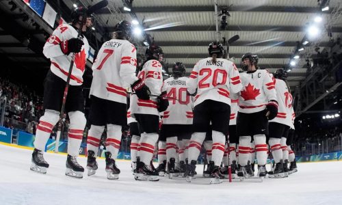 Canada enters women’s Olympic hockey quarterfinals beating Finland, rebounding from loss to US