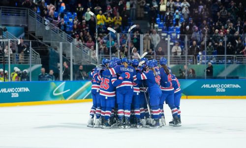 US women’s hockey team has date in July with Flavor Flav in Vegas to celebrate gold medal victory