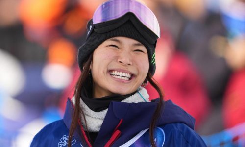 Chloe Kim shows no rust in a no-drama run through Olympic halfpipe qualifying