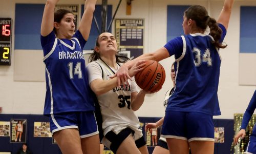 Late burst leads Braintree to Bay State Conference win over Needham