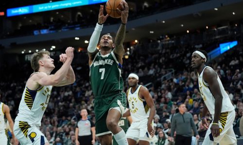 Bucks vencen a Pacers 105-99 y logran su primera racha de 3 victorias de la temporada