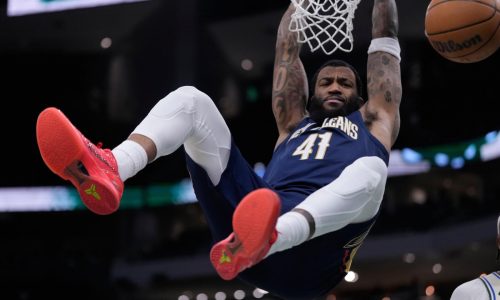 Bucks superan la gran actuación de Trey Murphy III para vencer en tiempo extra a los Pelicans