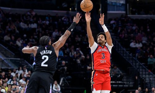 Pelicans vencen a Jazz 129-118 al abrir serie de dos juegos en Utah