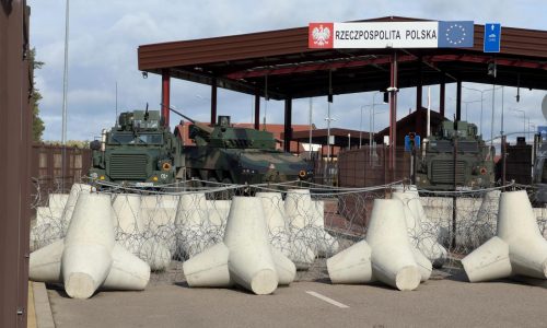 Polonia se retira de tratado que prohíbe minas las antipersona y las usará para defenderse de Rusia