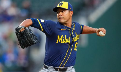 El zurdo José Quintana cierra acuerdo de 1 año y 6 millones de dólares con Rockies