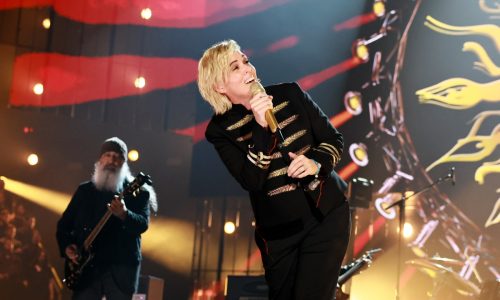 Concert review: Brandi Carlile proclaims her love for Minnesotans at joyous Target Center show