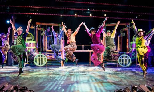 Review: With new director, Chanhassen Dinner Theatres’ ‘Guys and Dolls’ shines