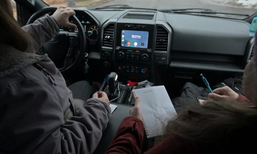 St. Paul neighbors band together to oppose immigration crackdown