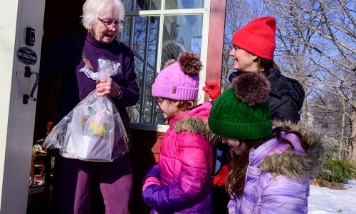 ‘This isn’t just about flowers’: Stillwater nonprofit shares bouquets, compassion with widows on Valentine’s Day