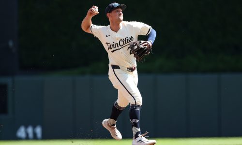 Twins’ Brooks Lee preps for full season at shortstop