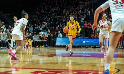 Women’s basketball: Gophers run win streak to six games