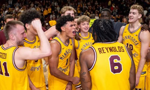 Men’s basketball: Gophers upset UCLA