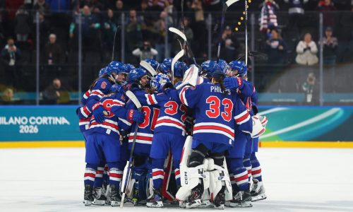 Olympic women’s hockey: U.S. blanks Sweden, advances to gold medal game
