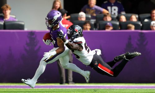 Vikings receiver Rondale Moore dies at 25