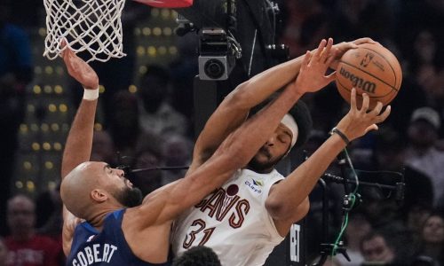 Rudy Gobert doesn’t think he’s being officiated fairly