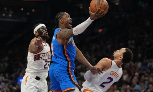 Jalen Williams anota 28 puntos y Thunder arrolla a Suns, por 136-109