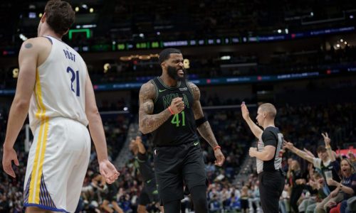 Williamson anota 26 puntos en el regreso de Murray y Pelicans vencen a Warriors 113-109