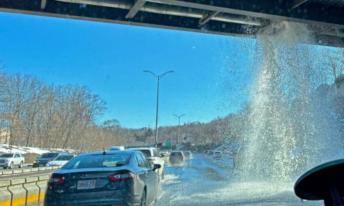 I-93 southbound closed near Milton