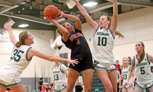 Whitman-Hanson sweeps doubleheader to take down nemesis Duxbury