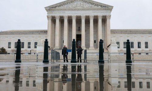 Supreme Court Ruling on Tariffs Won’t Change US–China Trade Relations, Analysts