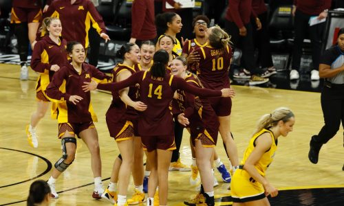 Women’s basketball: Streaking Gophers crack Top 25