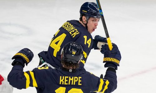 Joel Eriksson Ek healthy as Wild prep for NHL season re-start