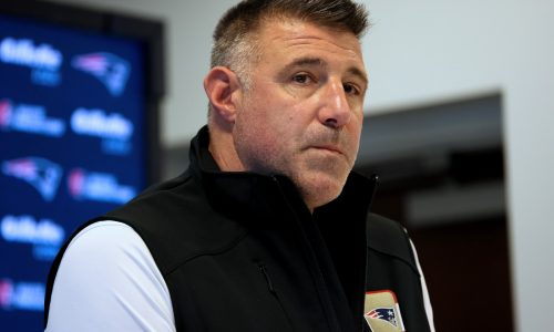 Patriots mailbag: How should Pats handle top pick in NFL Draft?