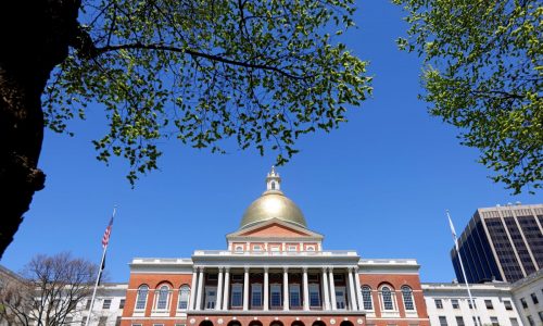 Editorial: Taxpayers shouldn’t foot illegal immigrants’ defense bill