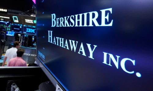 Berkshire Hathaway resumes buybacks and CEO supports Kraft’s decision to pause its split
