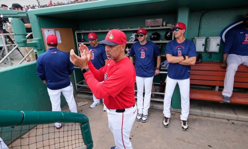 Red Sox lefty says quick inning earned him dinner, but manager disagrees