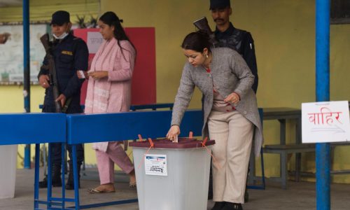 Nepal vota en sus primeras elecciones tras las protestas juveniles de 2025