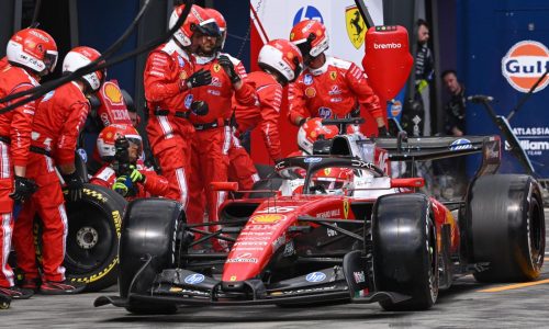 Leclerc: La apuesta de Ferrari en boxes en el GP de Australia fue una “decisión consciente”