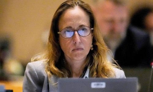 Top FDA drug official is trying to hire a friend who’s seeking a bold new warning on antidepressants