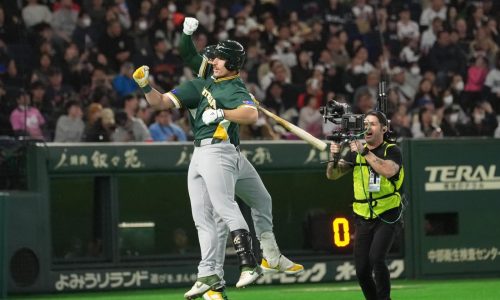 Australia vence 5-1 a República Checa y sigue invicta en el Clásico Mundial de béisbol