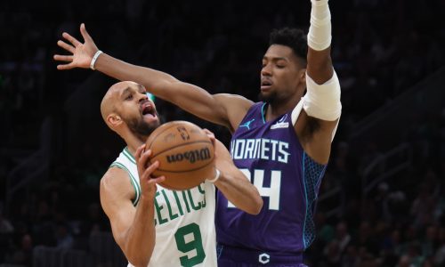 Celtics blown out by red-hot Hornets in potential playoff preview